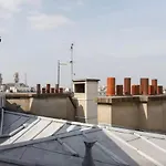 Private Room Center Paris